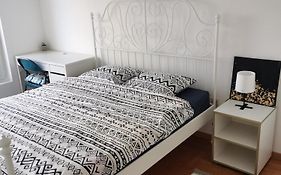 Dina'S Place
