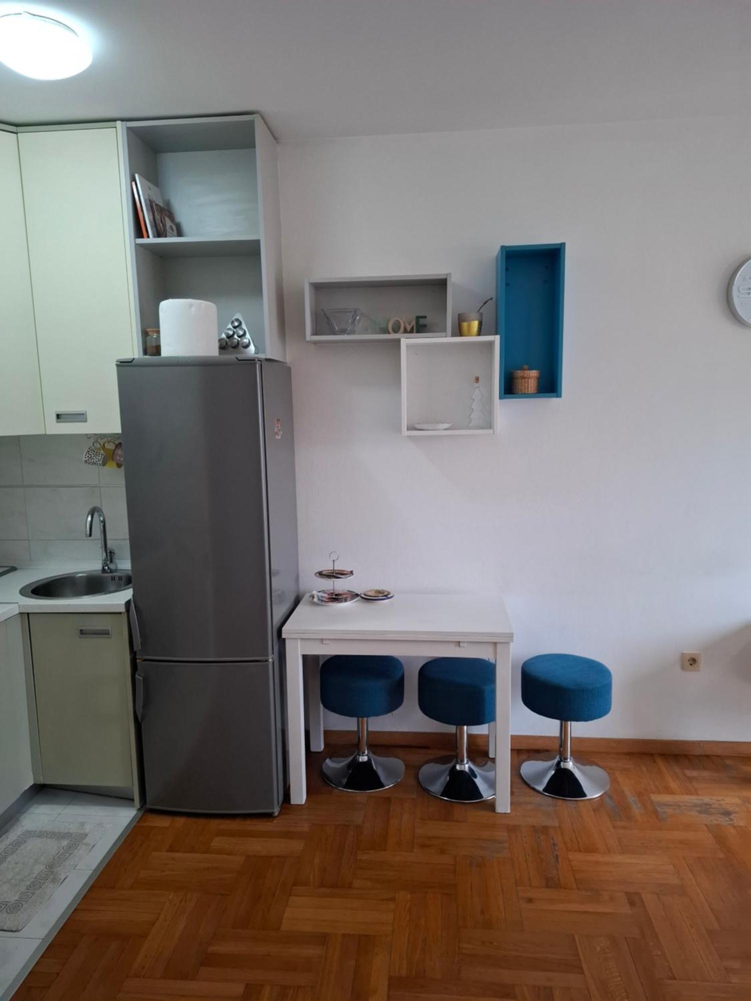 Dina'S Place Подгорица Экстерьер фото